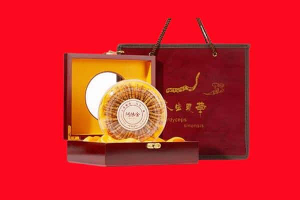 收购资讯:定西市渭源回收冬虫夏草是按克吗